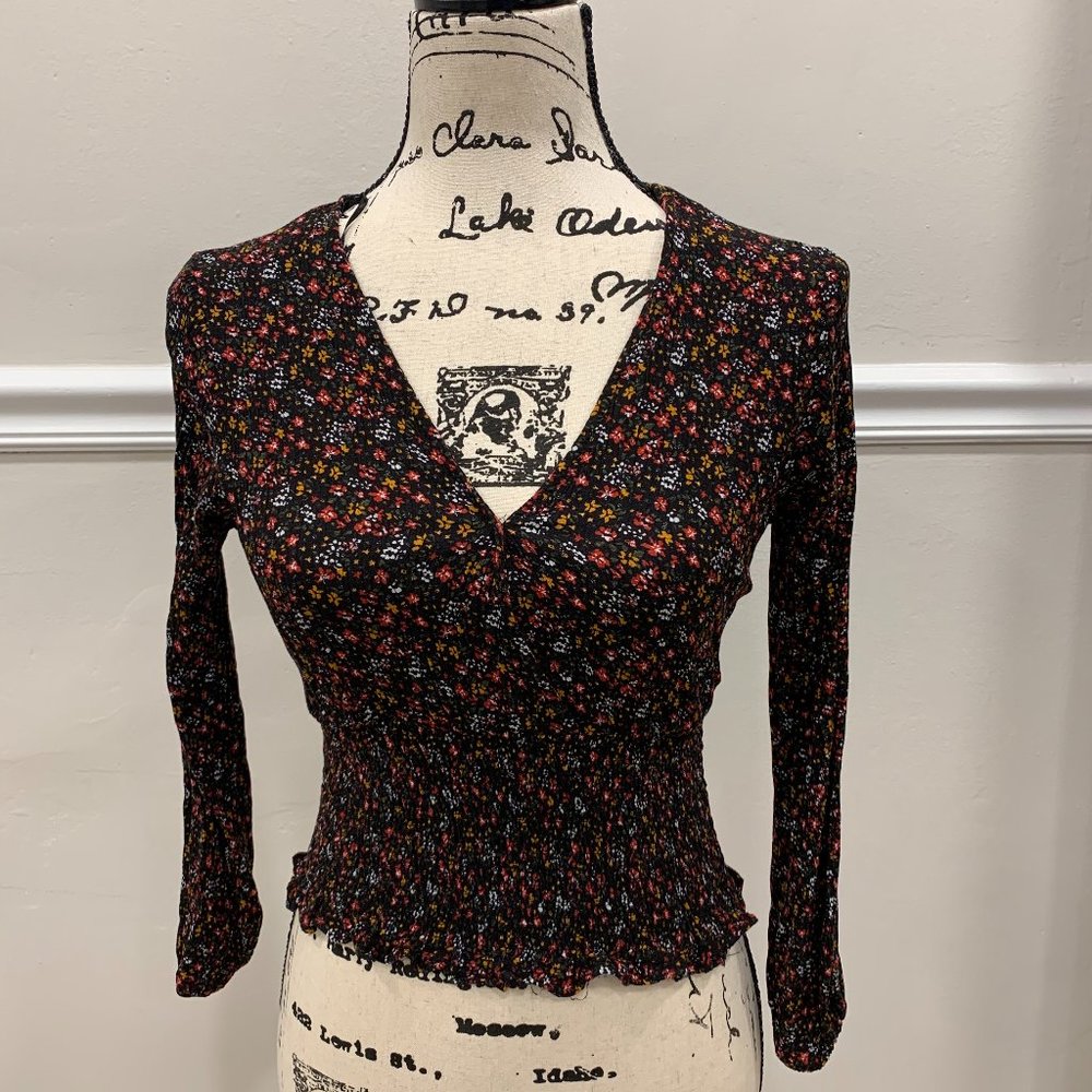 Black fitted floral long sleeved shirt